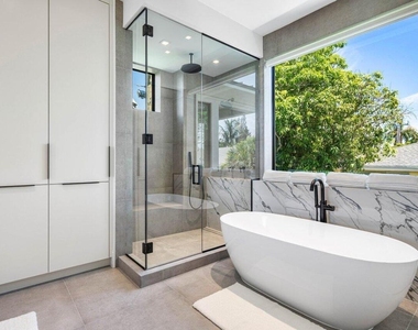 514 Ne 7th Avenue - Photo Thumbnail 24