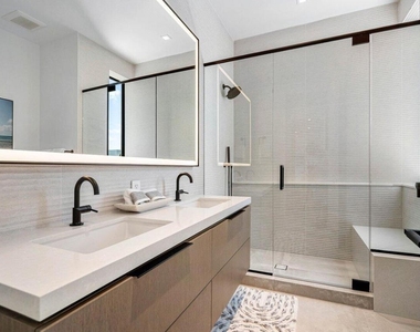 514 Ne 7th Avenue - Photo Thumbnail 31