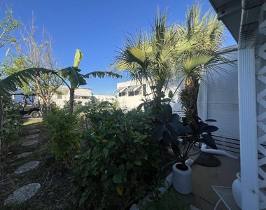 21 Ruthmary Avenue - Photo Thumbnail 6