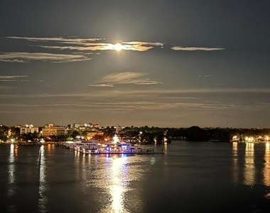 1200 S Flagler Drive - Photo Thumbnail 9