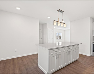 227 4th Avenue - Photo Thumbnail 2