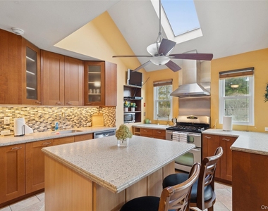 3 Meadowgrass Lane - Photo Thumbnail 21