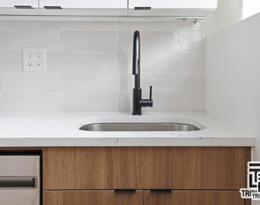 1112 Fulton Street - Photo Thumbnail 5