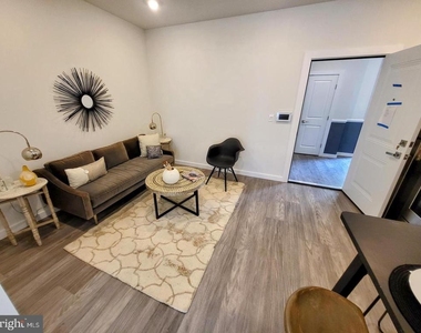 1617 Ridge Avenue - Photo Thumbnail 7