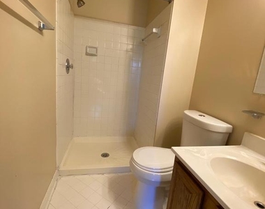12339 Sandy Point Court - Photo Thumbnail 8