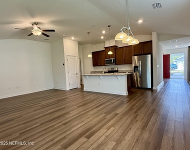 13624 Brookwater Drive - Photo Thumbnail 10