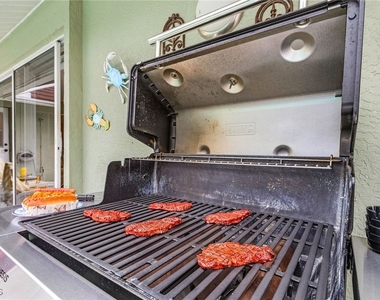 8549 S Lake Circle - Photo Thumbnail 38