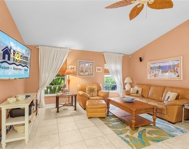 8549 S Lake Circle - Photo Thumbnail 14