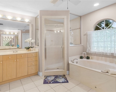8549 S Lake Circle - Photo Thumbnail 28