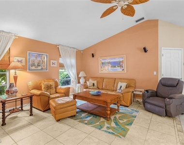 8549 S Lake Circle - Photo Thumbnail 15