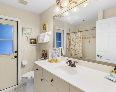 8549 S Lake Circle - Photo Thumbnail 16