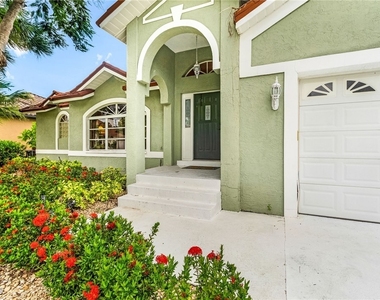 8549 S Lake Circle - Photo Thumbnail 3