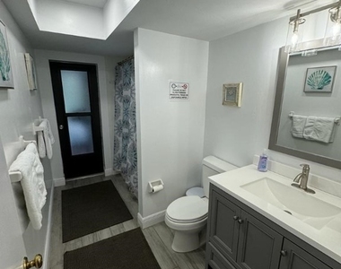 10301 Tarrah Lane - Photo Thumbnail 6
