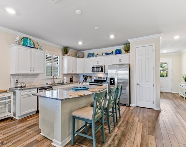 4732 Imperial Eagle Drive - Photo Thumbnail 8