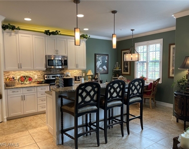 9081 Albion Lane S - Photo Thumbnail 10