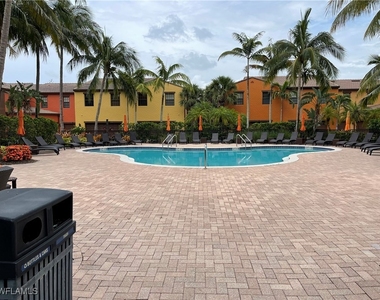 9081 Albion Lane S - Photo Thumbnail 4