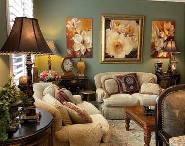 9081 Albion Lane S - Photo Thumbnail 17