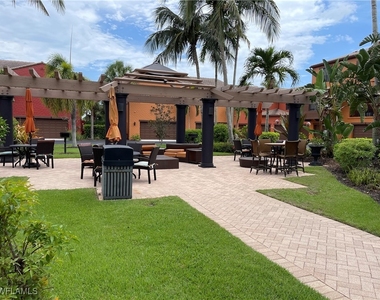9081 Albion Lane S - Photo Thumbnail 1