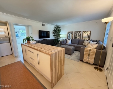 960 7th Street S - Photo Thumbnail 15