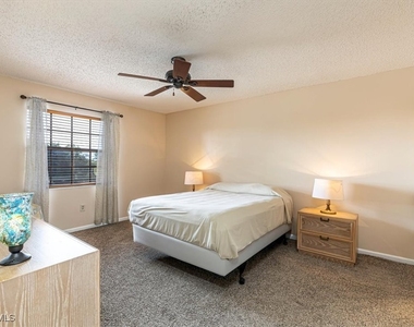 5535 Rattlesnake Hammock Road - Photo Thumbnail 8