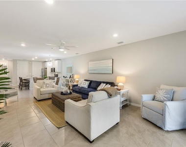 14551 Edgewater Circle - Photo Thumbnail 6