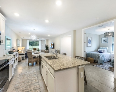 14551 Edgewater Circle - Photo Thumbnail 10