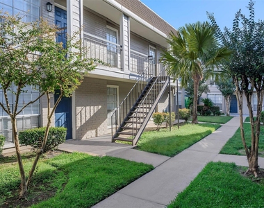 6041 N Winsome Ln - Photo Thumbnail 21