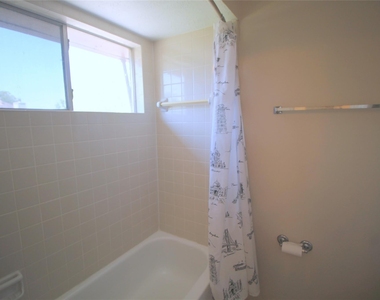 16326 Brush Meadows Court - Photo Thumbnail 29