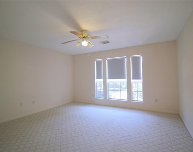 16326 Brush Meadows Court - Photo Thumbnail 27