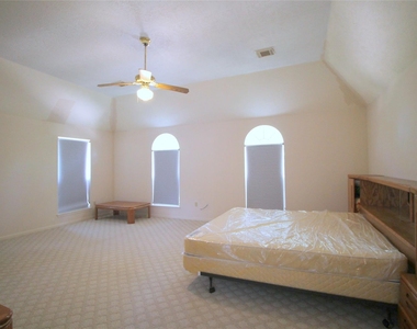 16326 Brush Meadows Court - Photo Thumbnail 19