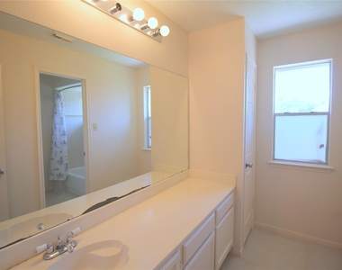 16326 Brush Meadows Court - Photo Thumbnail 28