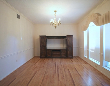 16326 Brush Meadows Court - Photo Thumbnail 3