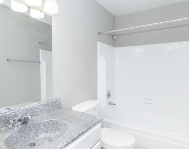 18001 Cypress Trace Road - Photo Thumbnail 16
