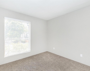 18001 Cypress Trace Road - Photo Thumbnail 13