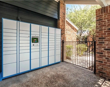 2170 Thousand Oaks Drive - Photo Thumbnail 15