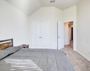 1646 Ryon Falls Drive - Photo Thumbnail 25