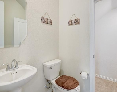 1646 Ryon Falls Drive - Photo Thumbnail 12