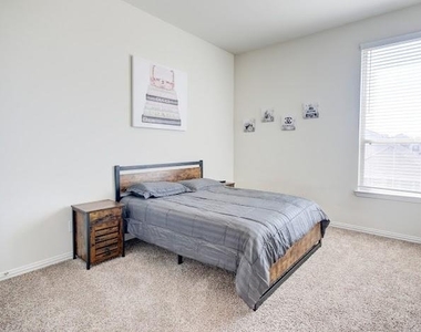1646 Ryon Falls Drive - Photo Thumbnail 23