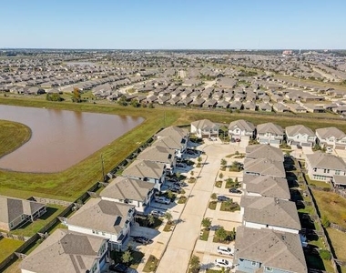 1646 Ryon Falls Drive - Photo Thumbnail 45