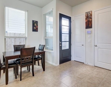 1646 Ryon Falls Drive - Photo Thumbnail 15