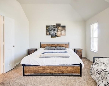 1646 Ryon Falls Drive - Photo Thumbnail 38