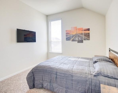 1646 Ryon Falls Drive - Photo Thumbnail 28