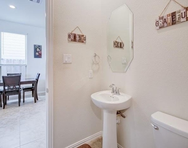 1646 Ryon Falls Drive - Photo Thumbnail 11