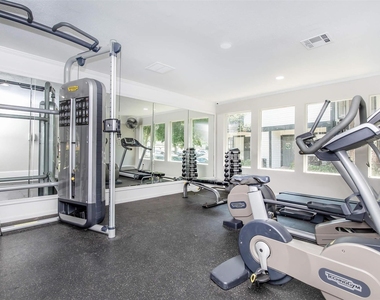 18001 Cypress Trace Road - Photo Thumbnail 17