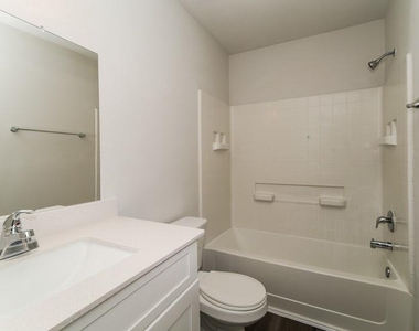 19027 Brescia Lane - Photo Thumbnail 14