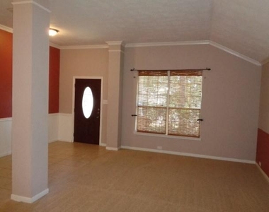 30002 Saw Oaks Drive - Photo Thumbnail 3