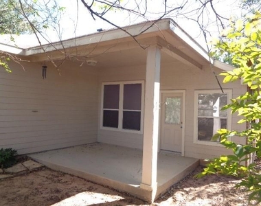 30002 Saw Oaks Drive - Photo Thumbnail 23