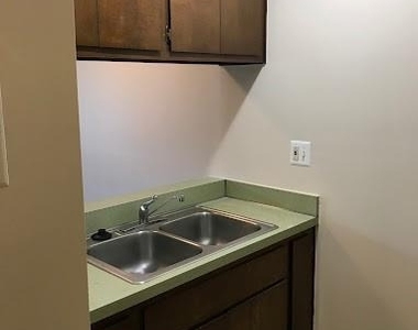 8400 Engleman Street - Photo Thumbnail 8