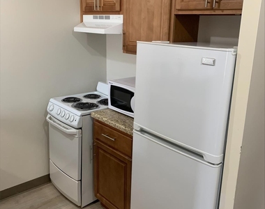 8400 Engleman Street - Photo Thumbnail 12