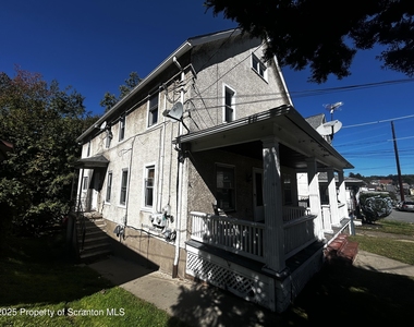 1115 Monroe Avenue - Photo Thumbnail 2